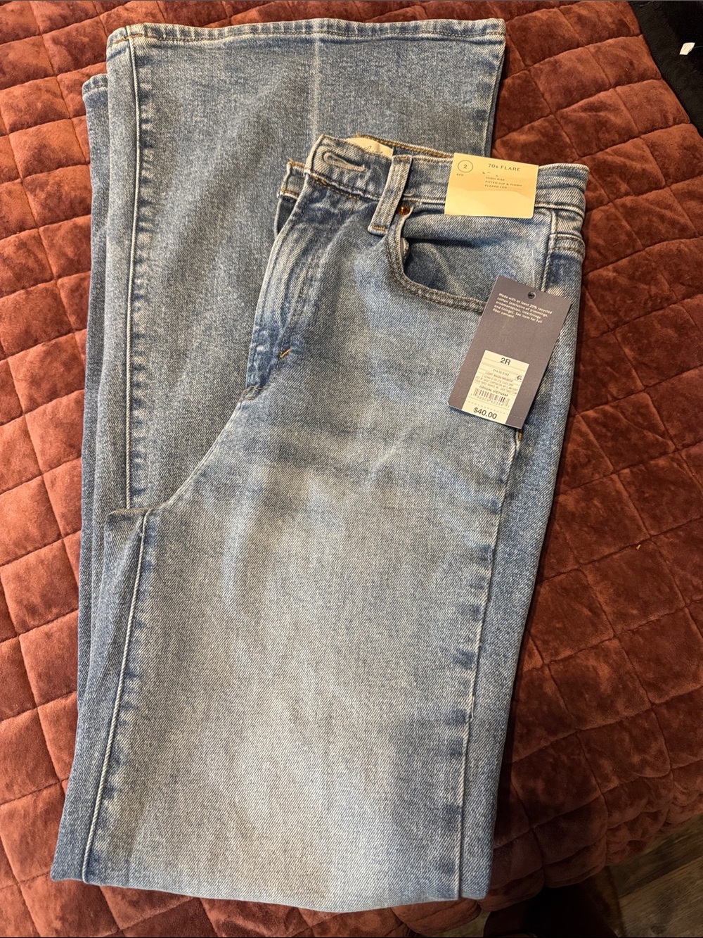 Universal Thread Straight Jeans in Light Blue Wash